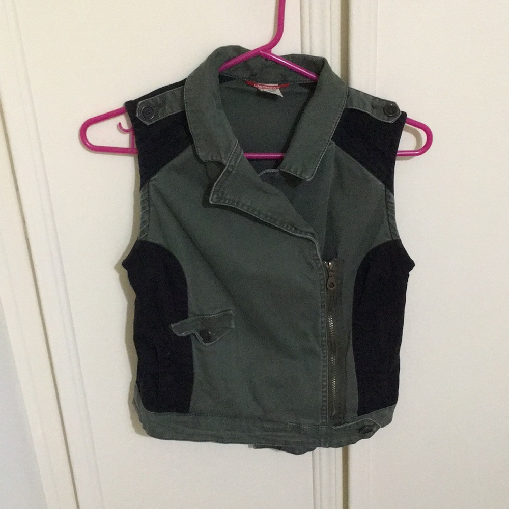 Zip-Up Vest